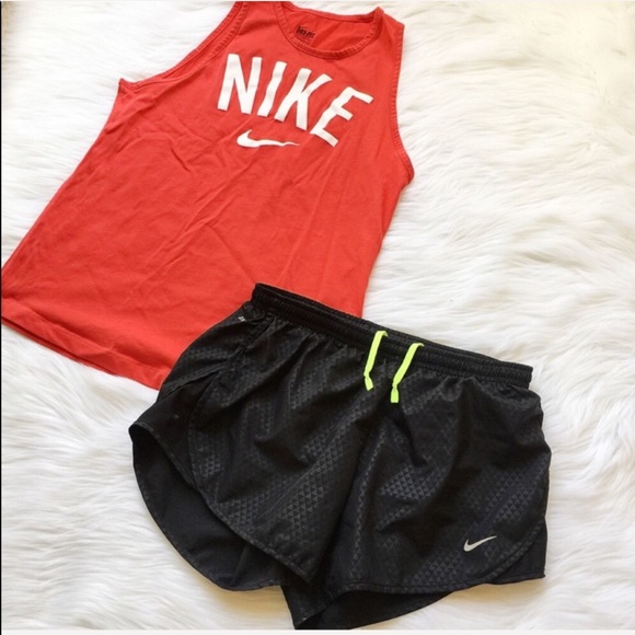 nike shorts and tank top